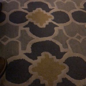 Meet your Posher, Alison